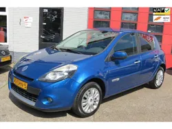 Blauw Gebruikt 2011 Renault Clio II Collection Hatchback | € 2.475 (Eerlijke prijs)