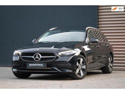 Zwart Gebruikt 2023 Mercedes C300 Luxury Stationwagen | € 39.950 (Super prijs)