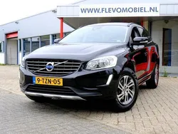 Zwart Gebruikt 2014 Volvo XC60 Momentum SUV | € 14.950 (Goede deal)