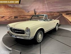 Wit Gebruikt 1967 Mercedes 230 Cabriolet | € 57.250
