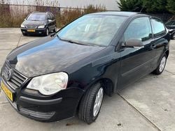 Zwart Gebruikt 2009 VW Polo Hatchback | € 2.750 (Goede deal)
