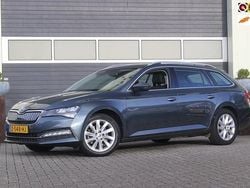 Grijs Gebruikt 2020 Skoda Superb Business Line Stationwagen | € 19.900 (Super prijs)