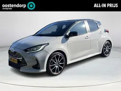 Grijs Gebruikt 2022 Toyota Yaris Hybrid Sport Hatchback | € 25.885 (Eerlijke prijs)