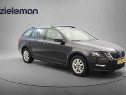 Zwart Gebruikt 2018 Skoda Octavia Business Line Stationwagen | € 12.845 (Eerlijke prijs)