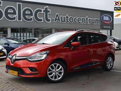 Rood Gebruikt 2019 Renault Clio GrandTour Intens Stationwagen | € 10.740 (Eerlijke prijs)