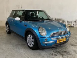 Blauw Gebruikt 2003 Mini Cooper Hatchback | € 2.970 (Iets duurder)