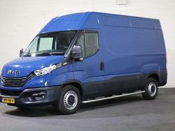 Blauw Gebruikt 2022 Iveco Daily Van | € 26.950 (Eerlijke prijs)