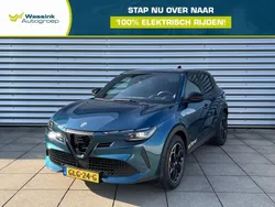 Blauw Gebruikt 2024 Alfa Romeo Junior Edizione Speciale Hatchback | € 31.915 (Eerlijke prijs)