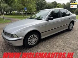 Grijs Gebruikt 2000 BMW 520 Executive Sedan | € 1.250 (Duur)