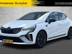 Blanc glacier 369 Gebruikt 2024 Renault Clio V Esprit Alpine Hatchback | € 26.450 (Eerlijke prijs)