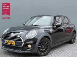 Zwart Gebruikt 2015 Mini Cooper Business Hatchback | € 8.899