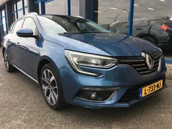Blauw Gebruikt 2016 Renault Mégane GrandTour Bose Edition Stationwagen | € 8.900 (Eerlijke prijs)