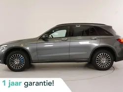 Grijs, metallic lak Gebruikt 2018 Mercedes GLC350 Business SUV | € 36.950 (Eerlijke prijs)