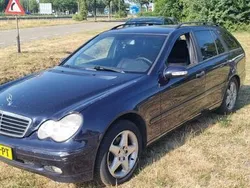 Blauw Gebruikt 2001 Mercedes C180 Avantgarde Stationwagen | € 1.250 (Eerlijke prijs)