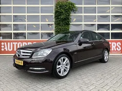 Bruin Gebruikt 2011 Mercedes C180 Avantgarde Sedan | € 9.950 (Eerlijke prijs)