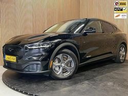 Gebruikt 2021 Ford Mustang Mach-E SUV | € 22.850 (Eerlijke prijs)