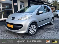 Grijs Gebruikt 2008 Peugeot 107 Hatchback | € 2.499 (Eerlijke prijs)