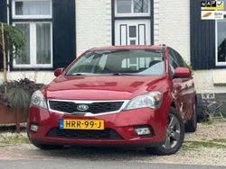 Rood Gebruikt 2010 Kia Ceed Hatchback | € 5.850 (Eerlijke prijs)