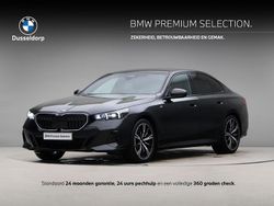 Zwart Gebruikt 2024 BMW 520 Comfort Edition Sedan | € 57.950 (Goede deal)