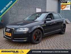 Zwart (metallic) Gebruikt 2011 Audi A3 Sportback Ambition Hatchback | € 2.999 (Super prijs)