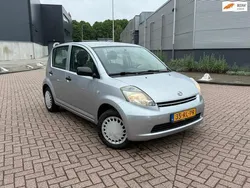 Grijs Gebruikt 2005 Daihatsu Sirion Hatchback | € 1.950 (Eerlijke prijs)