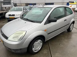 Grijs Gebruikt 2005 Ford Fiesta Style Hatchback | € 1.450 (Eerlijke prijs)