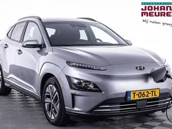Grijs, metallic lak Gebruikt 2023 Hyundai Kona SUV | € 23.990 (Goede deal)