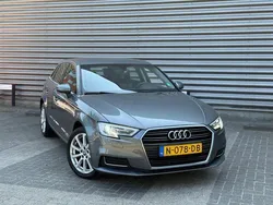 Grijs Gebruikt 2017 Audi A3 Sportback Design Hatchback | € 13.950 (Eerlijke prijs)