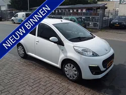 Wit Gebruikt 2012 Peugeot 107 Active Hatchback | € 4.450 (Eerlijke prijs)