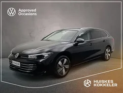 Zwart Gebruikt 2024 VW Passat Business Stationwagen | € 44.900