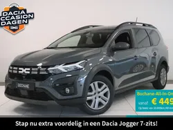 Grijs Gebruikt 2023 Dacia Jogger Expression MPV | € 20.195 (Eerlijke prijs)