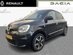 Zwart (metallic) Gebruikt 2020 Renault Twingo Intens Hatchback | € 11.950 (Eerlijke prijs)