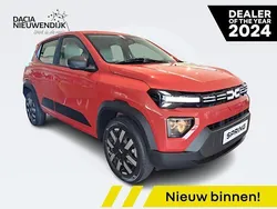 Rood Nieuw 2025 Dacia Spring Expression Hatchback | € 20.995 (Duur)