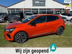 Oranje Nieuw 2025 Renault Clio V Techno Hatchback | € 22.750 (Goede deal)