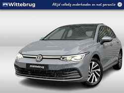 Grijs Gebruikt 2022 VW Golf VIII Style Hatchback | € 27.950 (Eerlijke prijs)