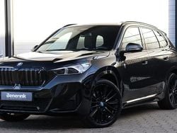 Zwart Gebruikt 2023 BMW iX1 M Sport SUV | € 44.950 (Eerlijke prijs)