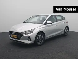 Grijs Gebruikt 2022 Hyundai i20 Comfort Hatchback | € 15.940 (Goede deal)