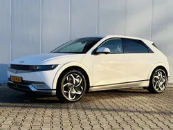 Wit Gebruikt 2023 Hyundai Ioniq 5 SUV | € 37.980 (Eerlijke prijs)