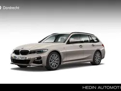 Grijs, metallic lak Gebruikt 2021 BMW 330 M Sport Stationwagen | € 37.895 (Eerlijke prijs)
