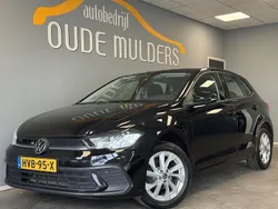 Zwart Gebruikt 2022 VW Polo Business Hatchback | € 21.950 (Eerlijke prijs)