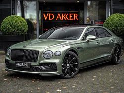 Groen Gebruikt 2022 Bentley Flying Spur Mulliner Sedan | € 179.880