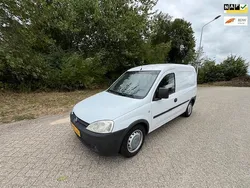 Wit Gebruikt 2011 Opel Combo MPV | € 1.950 (Eerlijke prijs)