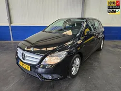 Zwart Gebruikt 2011 Mercedes B180 Ambition MPV | € 9.350 (Eerlijke prijs)