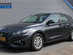 Grijs Gebruikt 2021 Hyundai i30 Comfort Hatchback | € 18.690 (Super prijs)