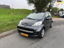 Grijs Gebruikt 2010 Peugeot 107 Hatchback | € 3.549 (Eerlijke prijs)