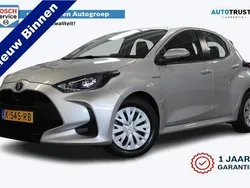 Grijs Gebruikt 2021 Toyota Yaris Active Hatchback | € 18.950 (Eerlijke prijs)