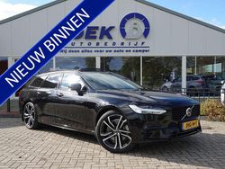 Zwart Gebruikt 2021 Volvo V90 R-Design Stationwagen | € 42.895 (Eerlijke prijs)