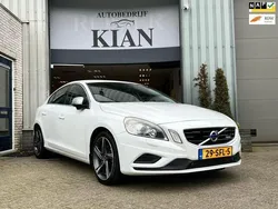 Wit Gebruikt 2011 Volvo S60 R-Design Sedan | € 10.950 (Eerlijke prijs)