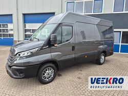 Grijs (metallic) Gebruikt 2024 Iveco Daily Van | € 52.950