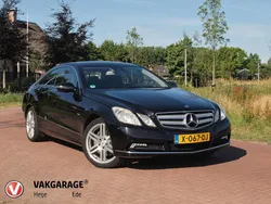 Zwart Gebruikt 2010 Mercedes E350 Elegance Coupé | € 18.490